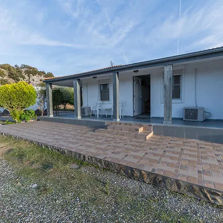 Hara Kiotari Prázdninový dům Gennadi