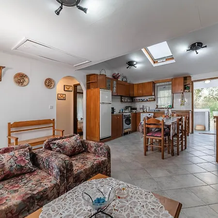 Hara Kiotari Σπίτι διακοπών Γεννάδι